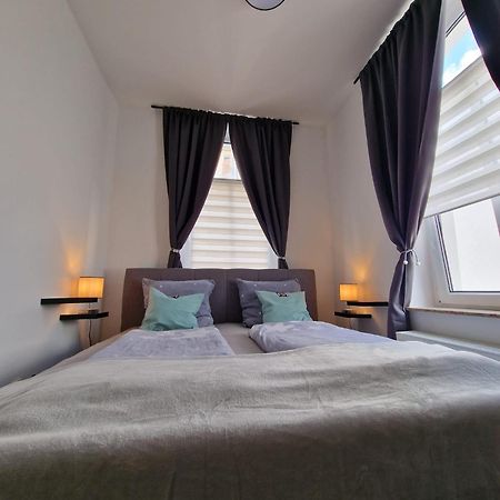 Ferienwohnung Mit Fitnessstudio Top1 プラウエン エクステリア 写真